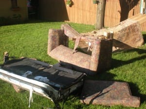 broken couches, redneck back yard, redneck backyard, furniture in the backyard