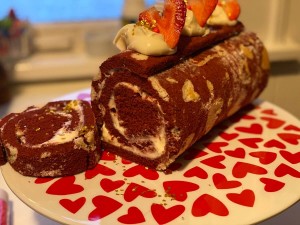 Red Velvet Heart Deco Cake